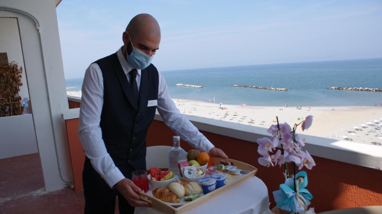 Hotel Palazzo Caveja Rimini Eksteriør billede