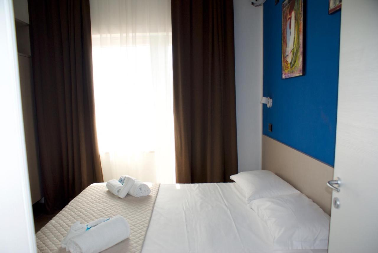 Hotel Palazzo Caveja Rimini Eksteriør billede