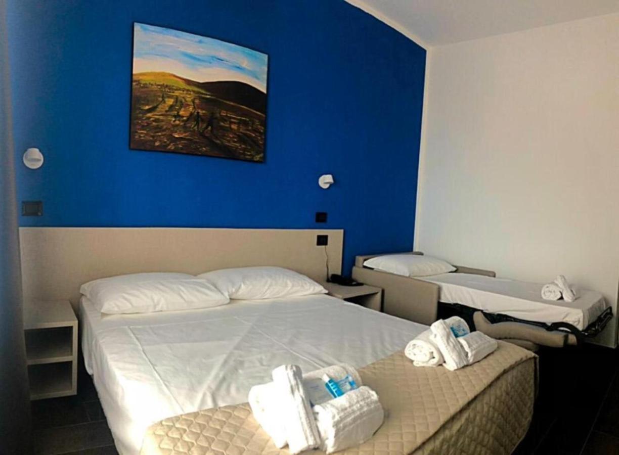 Hotel Palazzo Caveja Rimini Eksteriør billede