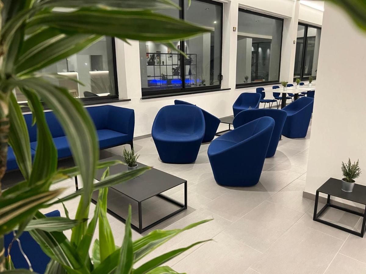 Hotel Palazzo Caveja Rimini Eksteriør billede