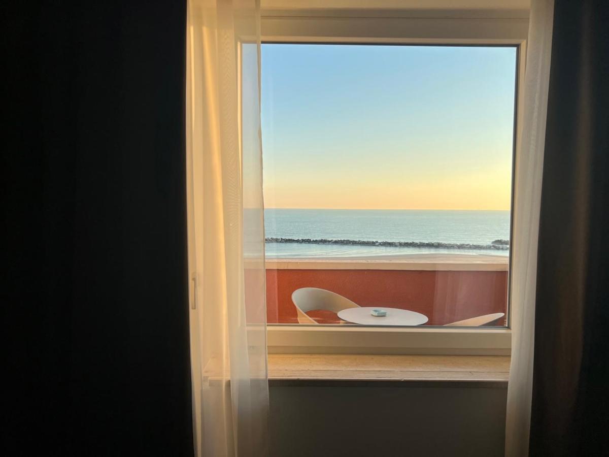 Hotel Palazzo Caveja Rimini Eksteriør billede
