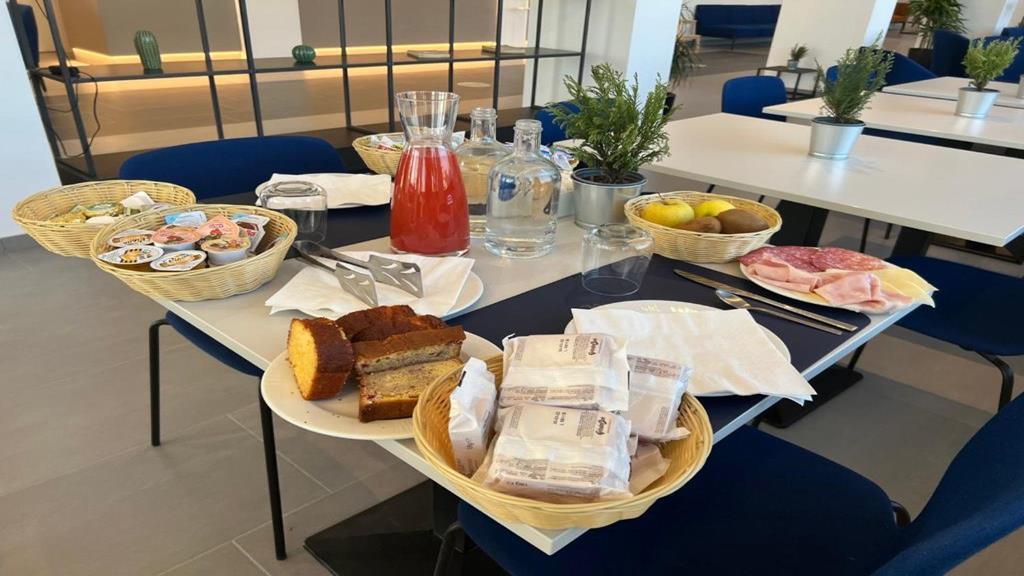 Hotel Palazzo Caveja Rimini Eksteriør billede